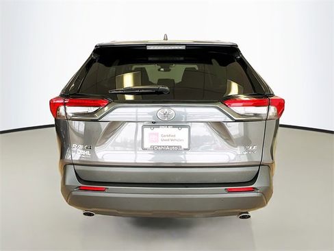 Used 2025 Toyota RAV4 XLE image 4