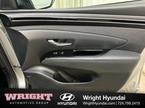 Used 2023 Hyundai Tucson Limited AWD/4WD image 17