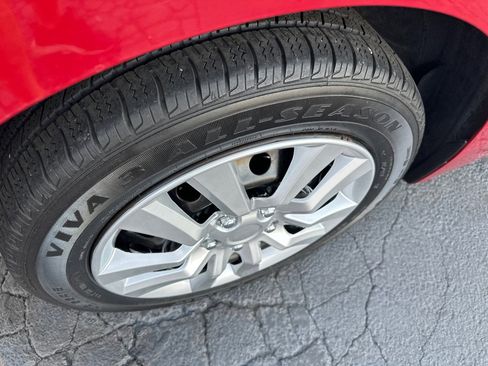 Used 2013 Nissan Sentra S image 6