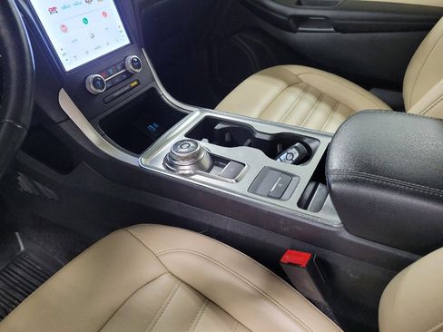 Used 2022 Ford Edge SEL w/ Convenience Package image 26