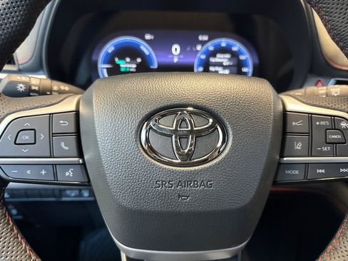 Certified 2026 Toyota Sienna XSE AWD/4WD image 31