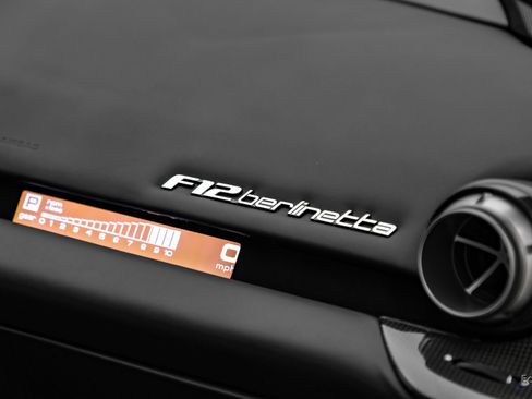 Used 2017 Ferrari F12 Berlinetta RWD image 79