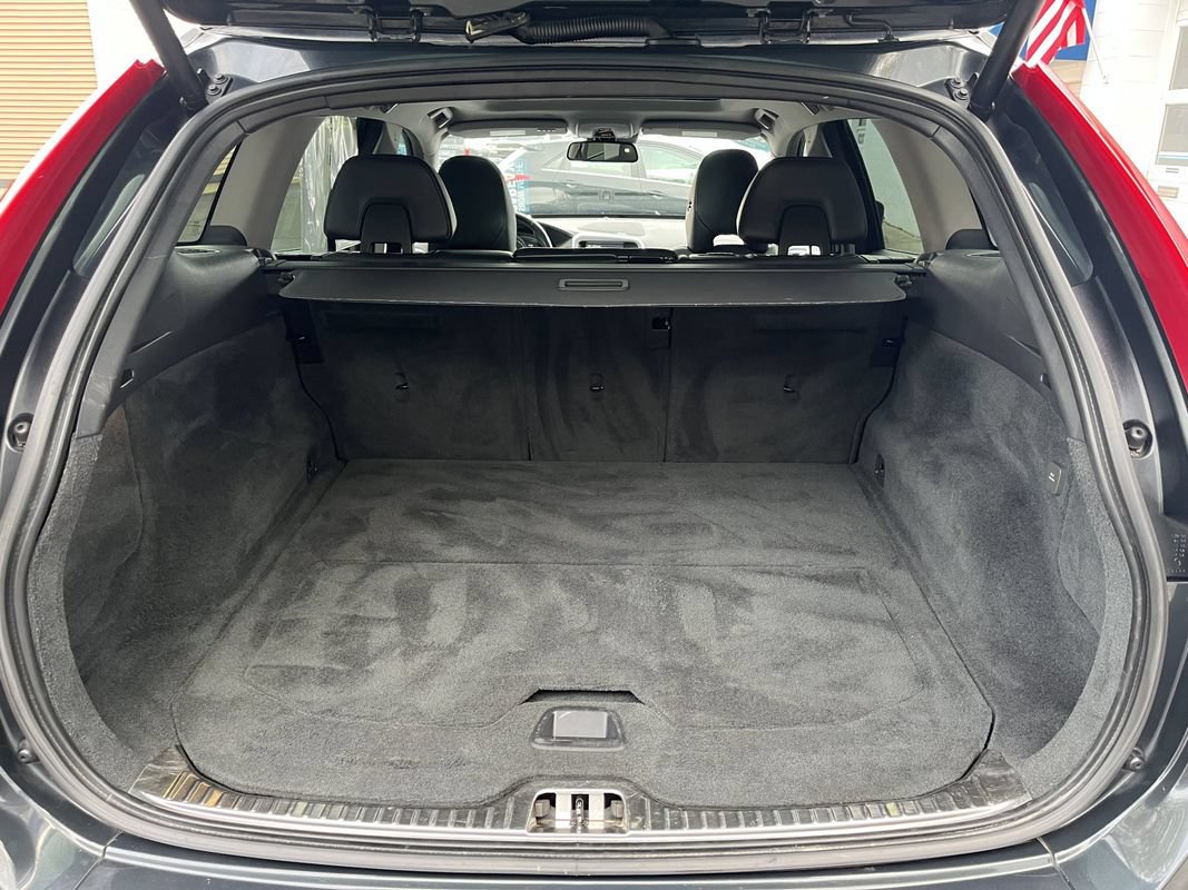 Used 2014 Volvo XC60 T6 AWD/4WD image 23