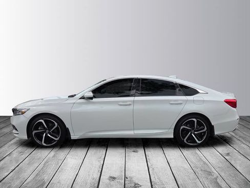 Used 2020 Honda Accord Sport image 2