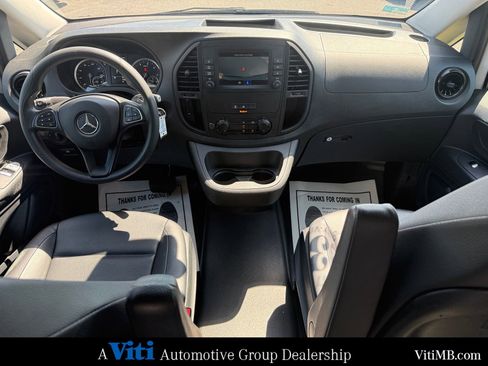 Used 2023 Mercedes-Benz Metris image 2