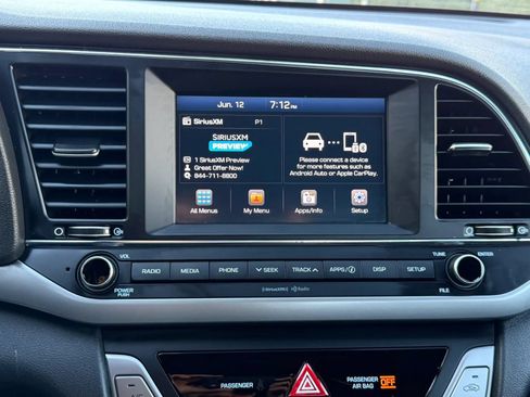 Used 2018 Hyundai Elantra SEL FWD image 18