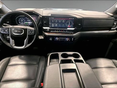 Used 2024 GMC Sierra 1500 SLT image 17