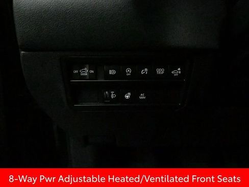 Used 2022 Toyota Tundra Limited image 16