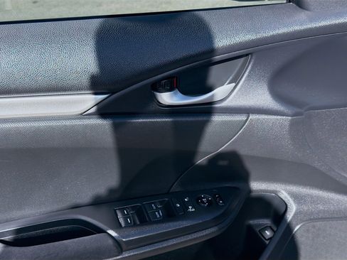 Used 2019 Honda Civic LX image 17