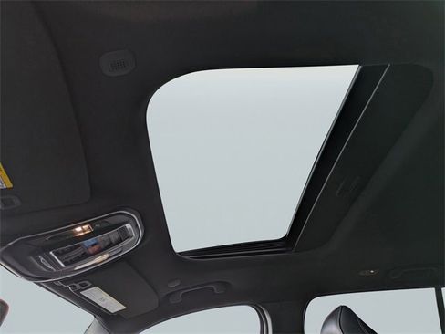 Used 2023 Jeep Grand Cherokee Altitude image 20