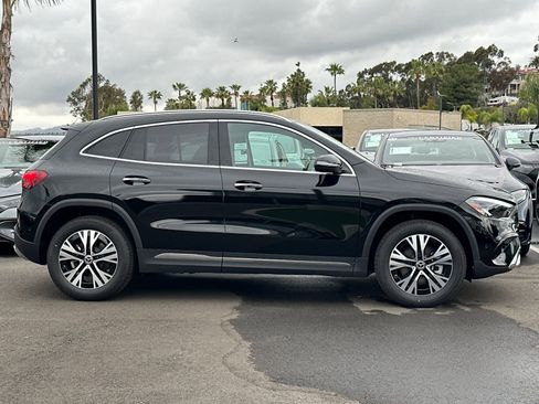 New 2025 Mercedes-Benz GLA 250 image 2