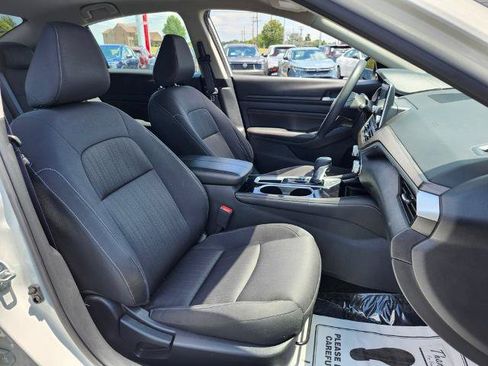 Certified 2023 Nissan Altima 2.5 SV FWD image 21