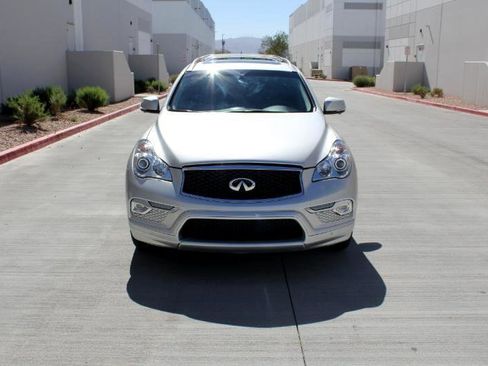 Used 2016 INFINITI QX50 AWD w/ Premium Plus Package image 2