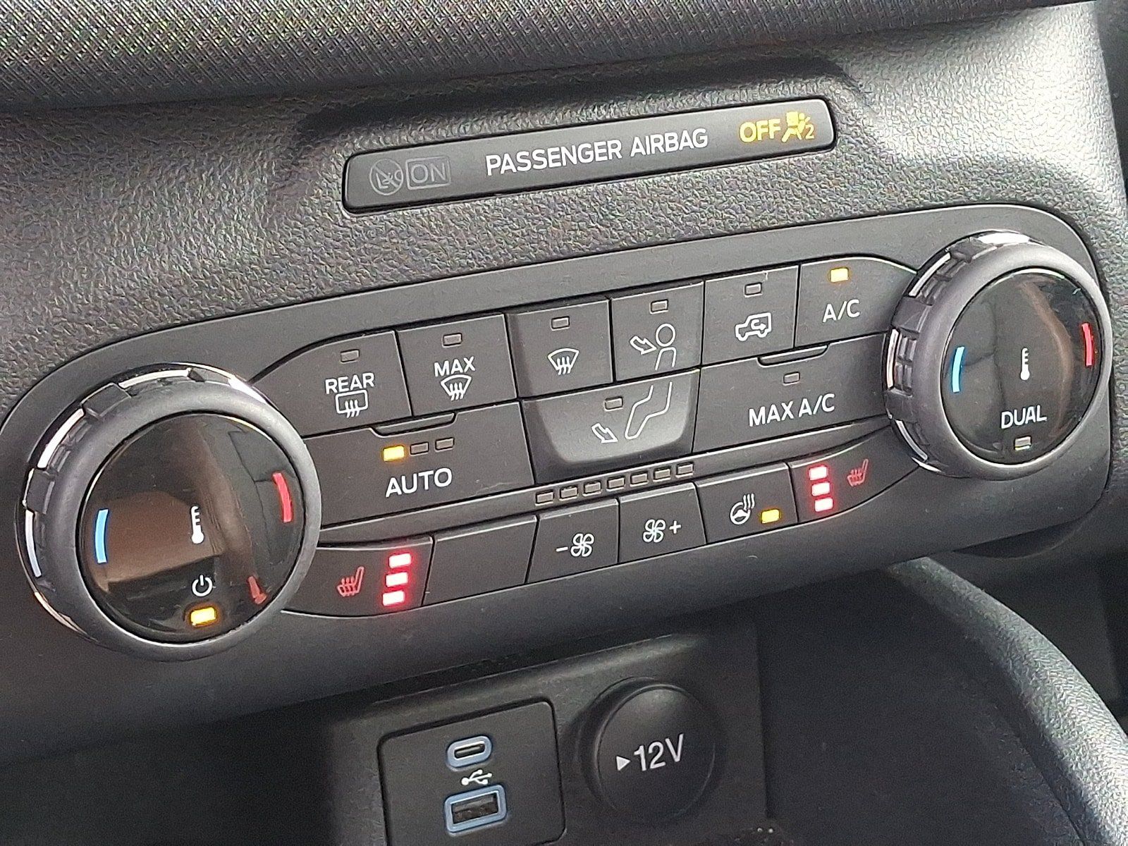 Used 2022 Ford Bronco Sport Outer Banks w/ Tech Package AWD/4WD image 15