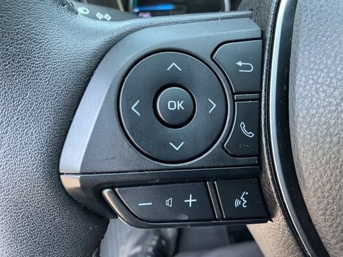 Certified 2022 Toyota RAV4 SE w/ Convenience Package AWD/4WD image 19