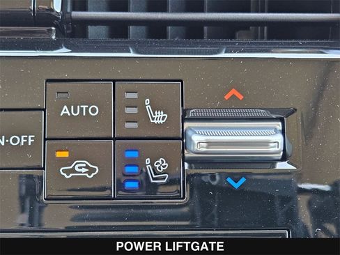 New 2025 Nissan Armada Platinum image 22