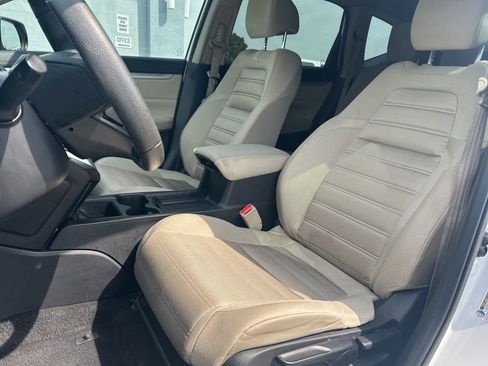 Used 2019 Honda CR-V LX image 15