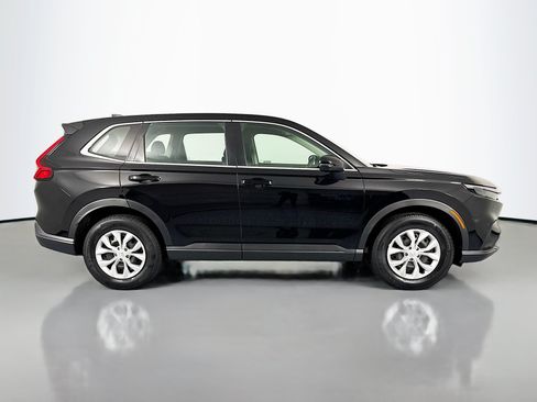 Used 2024 Honda CR-V LX image 4