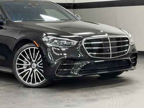 Certified 2024 Mercedes-Benz S 580 4MATIC Sedan image 3
