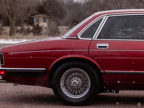 Used 1992 Jaguar XJ Vanden Plas image 35