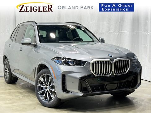 Used 2026 BMW X5 xDrive40i w/ M Sport Package AWD/4WD image 1
