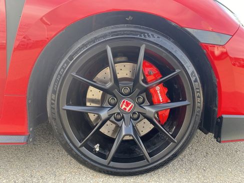 Used 2019 Honda Civic Type R image 9
