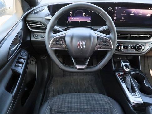 Certified 2024 Buick Envista Preferred w/ Convenience I Package image 20