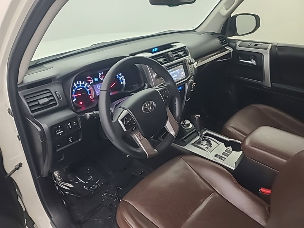 Used 2017 Toyota 4Runner Limited w/ Convenience Package AWD/4WD image 25