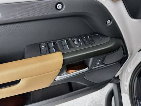 New 2026 Land Rover Defender 110 X AWD/4WD image 18