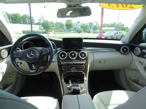 Used 2015 Mercedes-Benz C 300 Sedan image 8