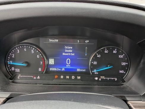 Used 2021 Ford Explorer Limited w/ Equipment Group 301A image 32