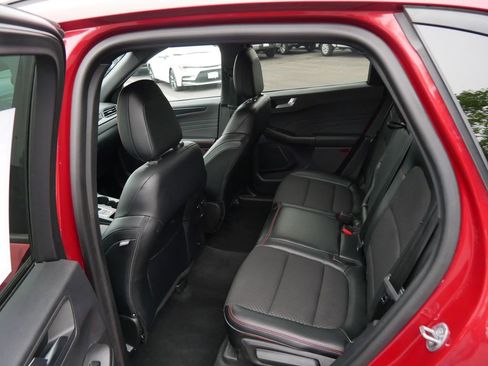 Used 2023 Ford Escape ST-Line w/ Tech Pack #1 AWD/4WD image 12