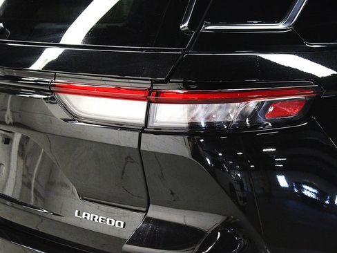 New 2026 Jeep Grand Cherokee Laredo X AWD/4WD image 39