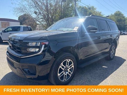 Used 2025 Ford Expedition Active RWD image 5