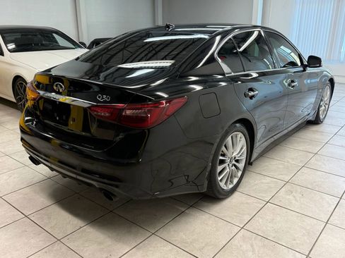Used 2019 INFINITI Q50 Luxe w/ Essential Package (3.0T Luxe) image 9