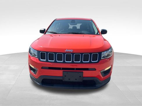 Used 2018 Jeep Compass Sport AWD/4WD image 8