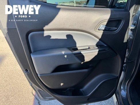 Used 2016 Chevrolet Colorado Z71 image 23