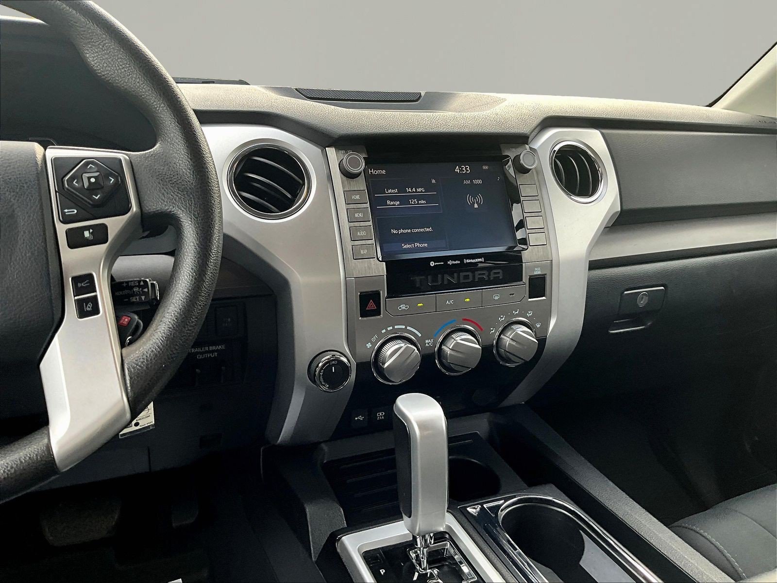 Used 2020 Toyota Tundra SR5 w/ SR5 Convenience Package AWD/4WD image 10