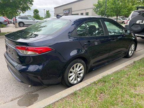 Used 2020 Toyota Corolla LE w/ LE Convenience Package FWD image 5