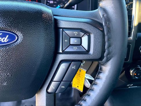 Certified 2017 Ford F250 XLT w/ XLT Premium Package image 20