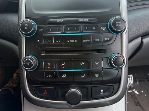 Used 2014 Chevrolet Malibu LS w/ Protection Package FWD image 19