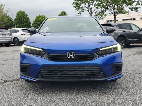 Used 2023 Honda Civic Sport image 2