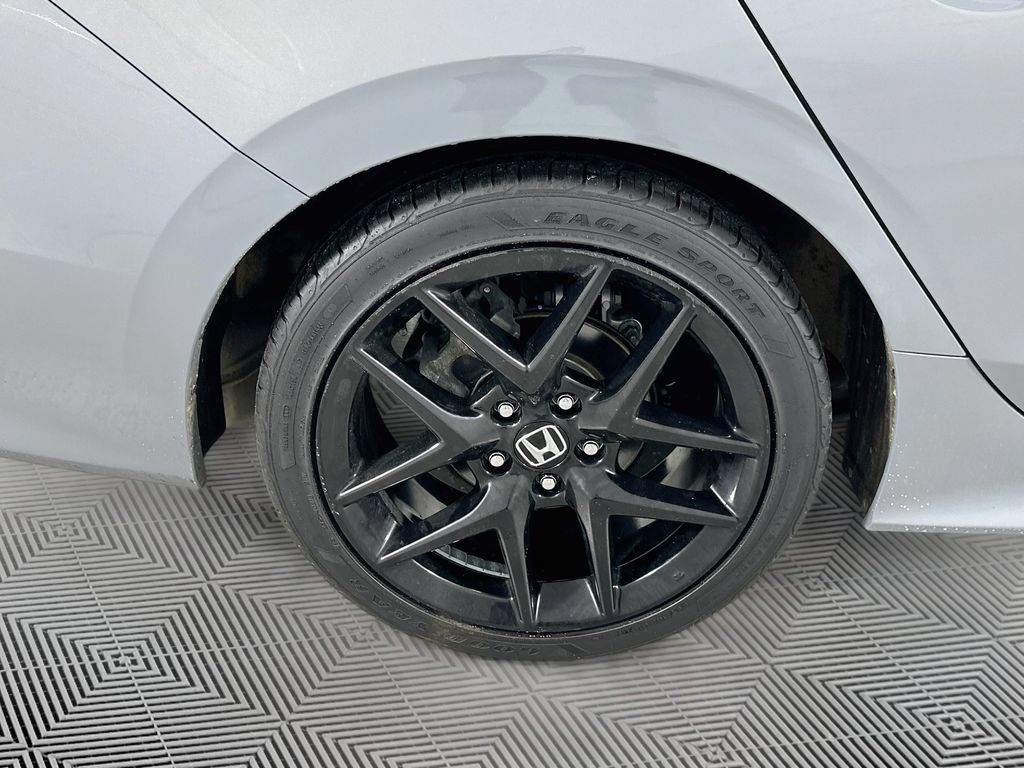 Used 2025 Honda Civic Sport image 29