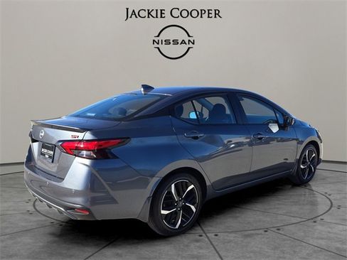 New 2025 Nissan Versa SR w/ Trunk Package image 5