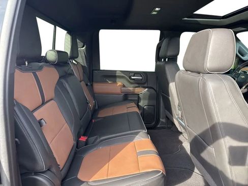 Used 2022 Chevrolet Silverado 2500 High Country w/ Safety Package II image 31