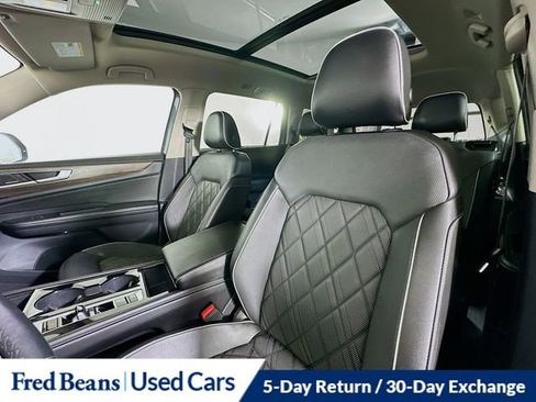 Used 2024 Volkswagen Atlas SEL Premium R-Line AWD/4WD image 22