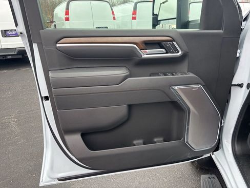 New 2026 Chevrolet Silverado 2500 High Country w/ High Country Premium Package AWD/4WD image 10