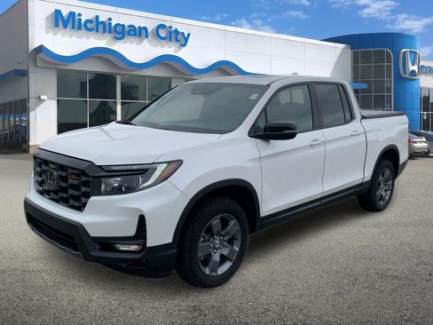 Certified 2024 Honda Ridgeline TrailSport image 1