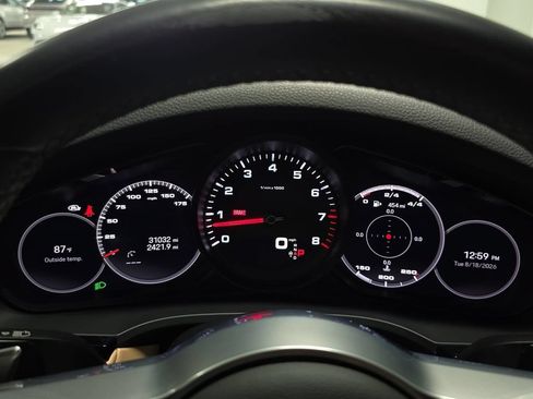 Certified 2023 Porsche Cayenne AWD/4WD image 14