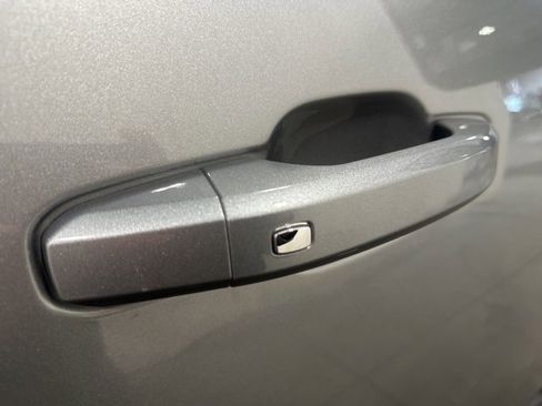 Used 2025 Chevrolet Silverado 2500 LT w/ Safety Package image 32